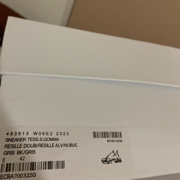 Balenciaga Triple S - Picture 3 of 6